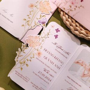 Thiệp Hoa Pastel Cắt Nổi